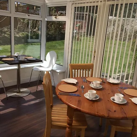 Penwinnick House 3* סנט אוסטל